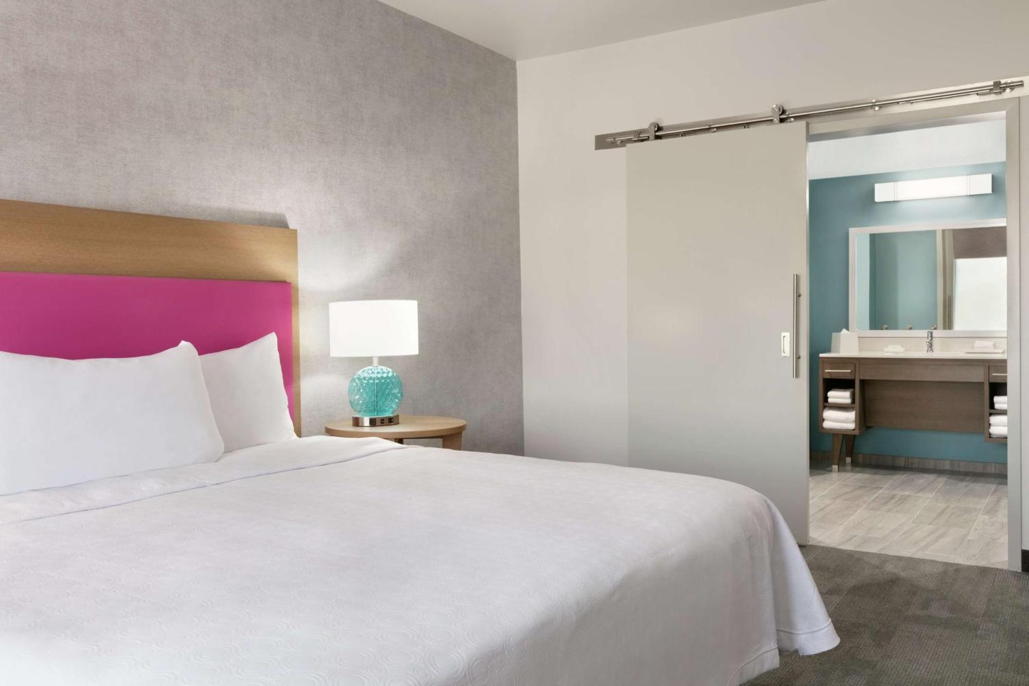 โฮม2 สวีท บาย ฮิลตัน นอร์โฟล์ก แอร์พอร์ต Hotel นอร์ฟอล์ก ภายนอก รูปภาพ